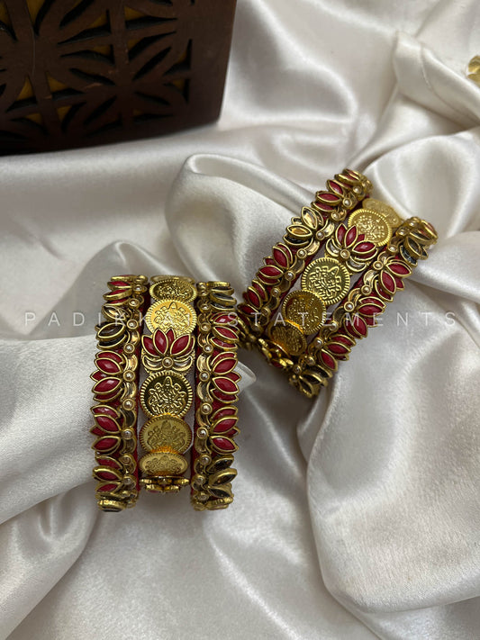 Shree Kamalam Festive Kundan Set - Gold and Maroon | Padikkai