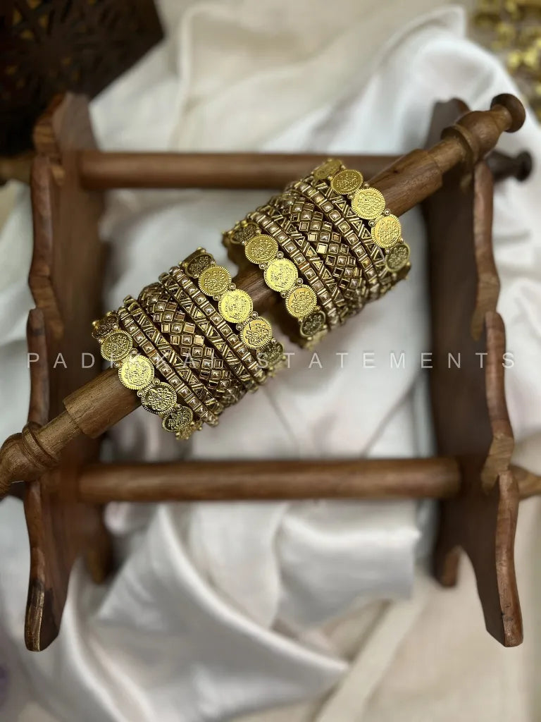 Royal Lakshmi Bridal Kundan Bangles – Pearl Gold and Mirror Gold – image 2