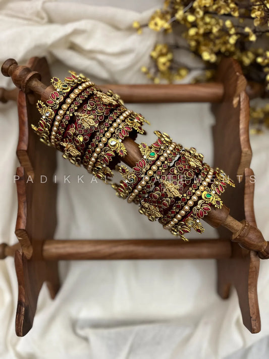 Vrindavan Krishna Kundan Bridal Set – Maroon and Gold
