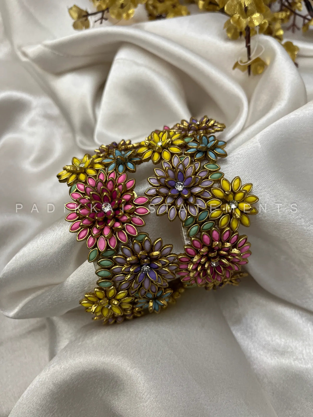 Vasantha Varnam Floral Kundan Set - Multicolour