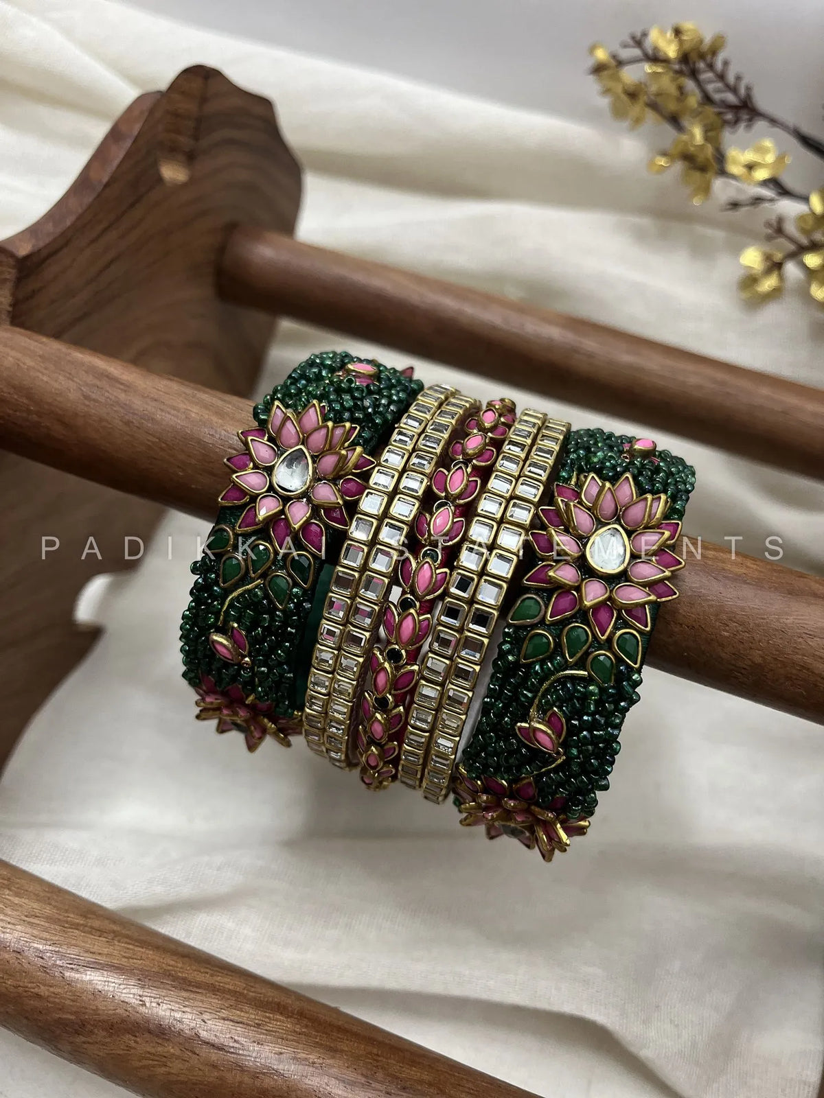 Aaradhya Lotus Kundan Festive Set – Pastel Pink and Emerald Green – image 2