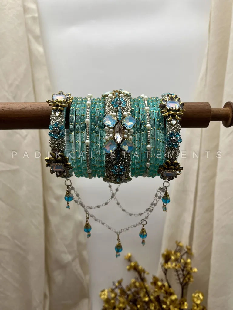 Nila Rani Pearl Chain Bridal Kundan Bangles – Icy Blue & Pearl White – image 2