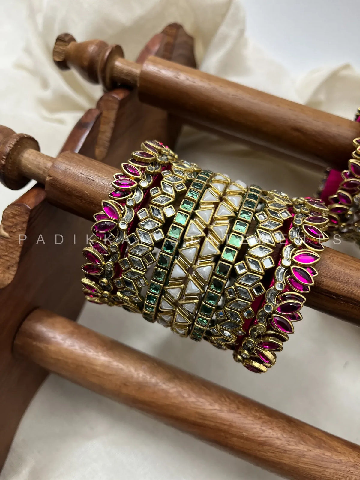 Thamarai Arasi Festive Kundan Bangle Set – Rani Pink, Mint Green, Pearl White & Antique Gold