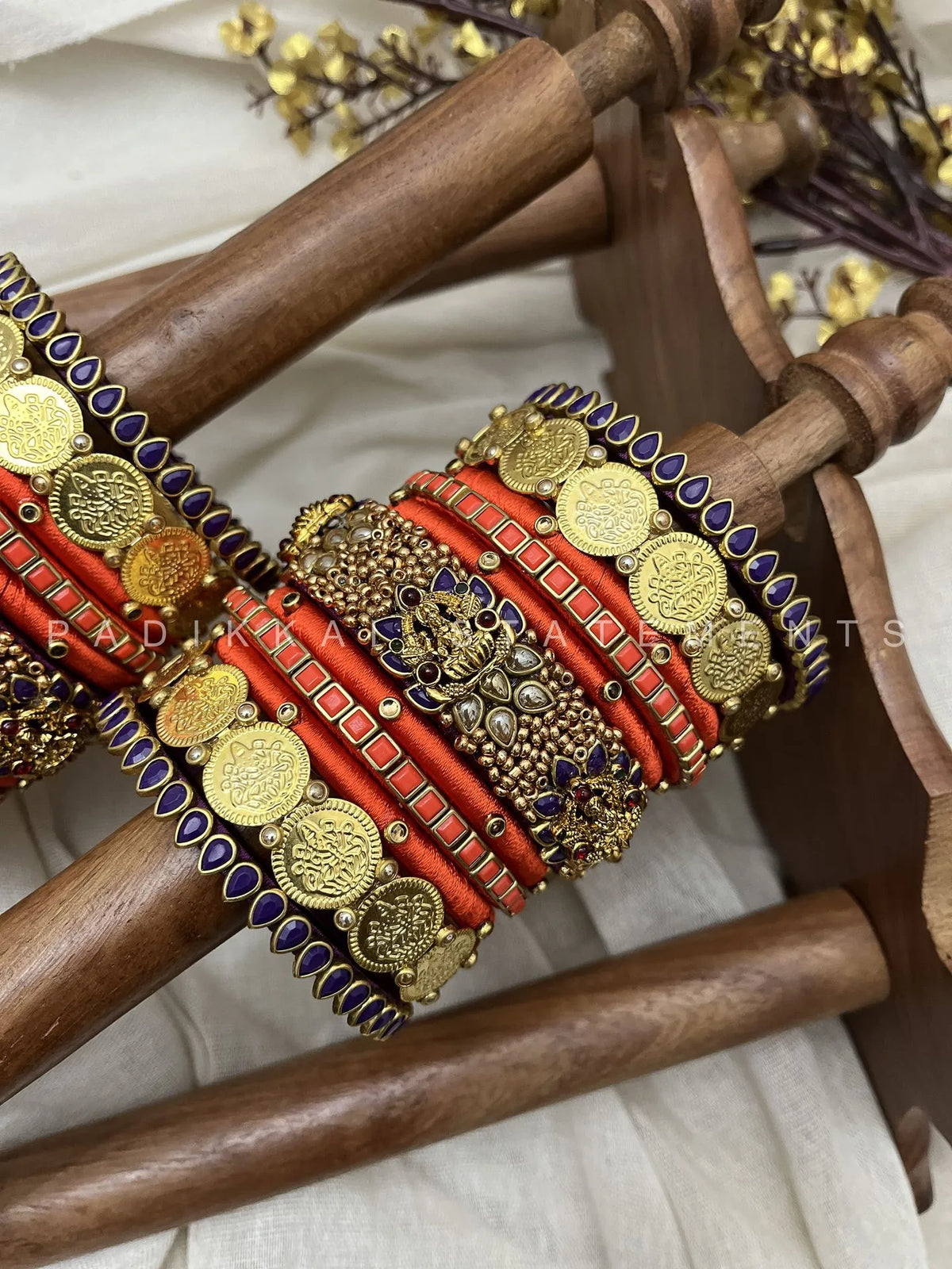 Agni Neelam Lakshmi Kundan Bangles – Bright Orange and Indigo Blue – image 2