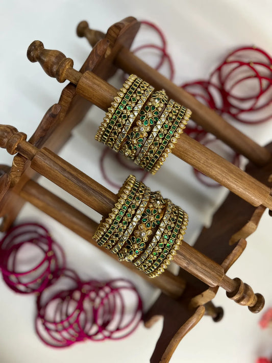 Victorian Emerald Green Kundan Bridal Bangle Set | Bride – Emerald Green & Gold Pearl