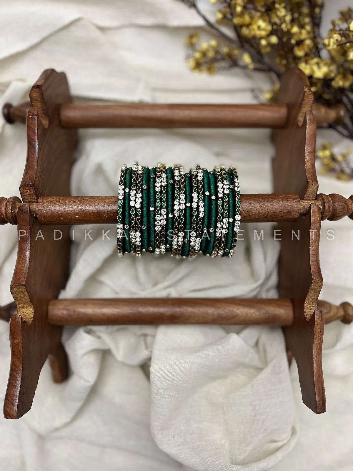 Thulir Kundan Bangle Set – Dark Green, Mirror White and Antique Gold – image 2