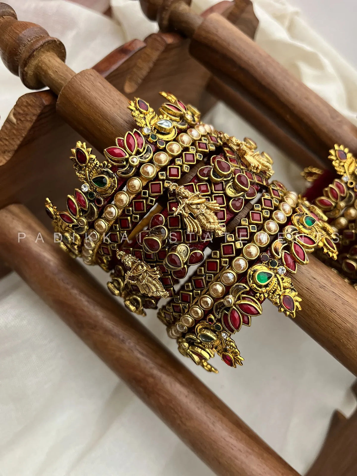 Vrindavan Krishna Kundan Bridal Set – Maroon and Gold – image 2